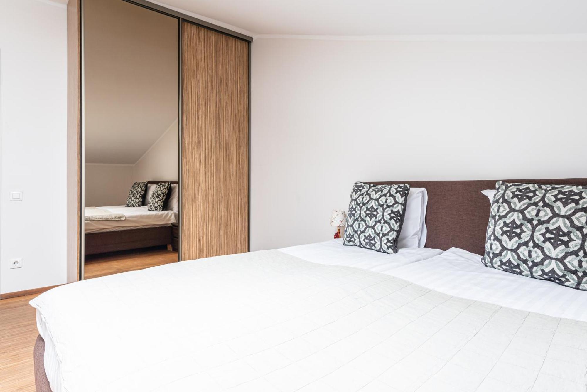 Yoga Residence Apartments Tallinn Exterior photo